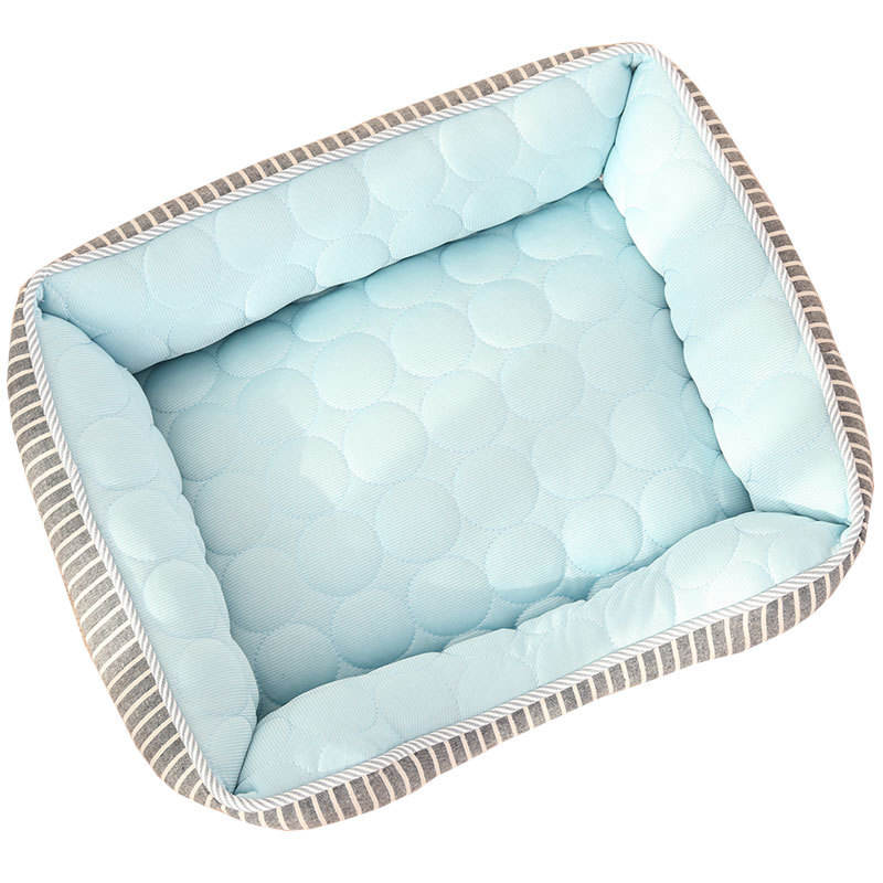 "Chillaxin' Cool Cotton Dog Bed